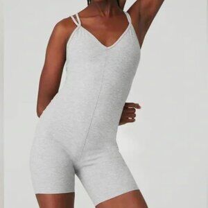 Alo Yoga Suns Out Onesie in Heather Grey - Small